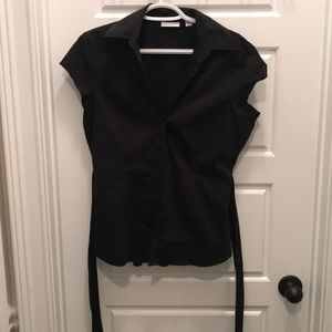 Short sleeve button up